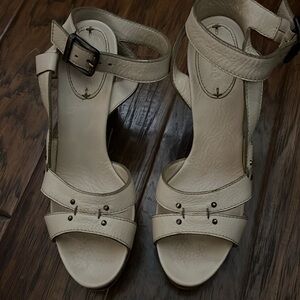 Chloe wood wedge size 40